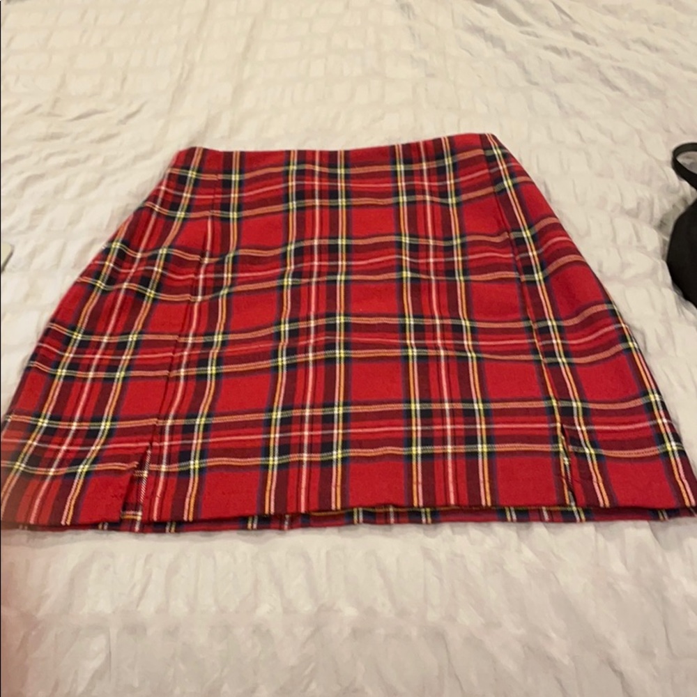 brandy melville skirt